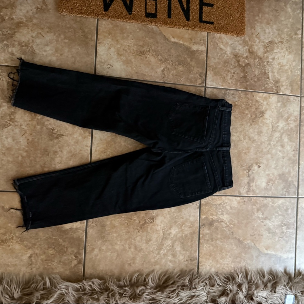 Abercrombie & Fitch Black Cropped Ankle Jeans